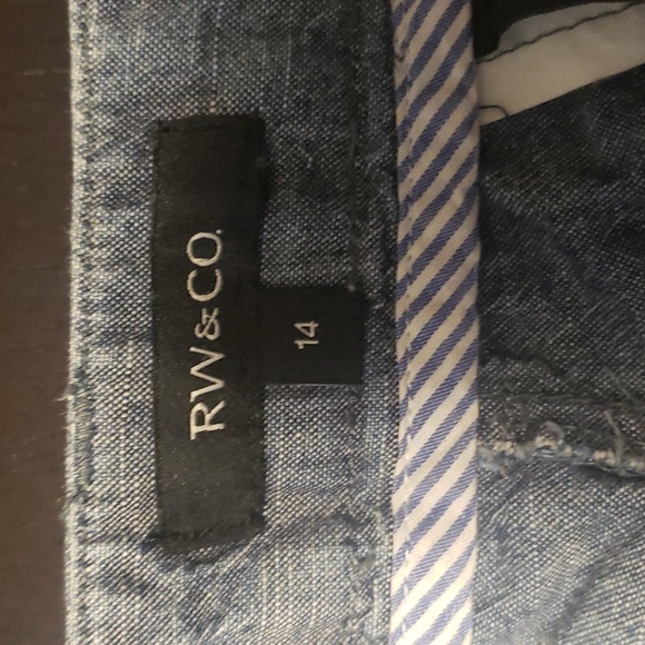 RW&CO Denim Like Short - Picture 5 of 6